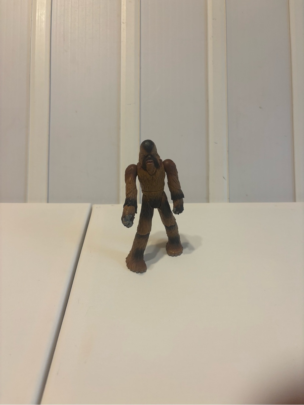 2004 Hasbro Star Wars Figure - Wookiee Chewie Chewbacca